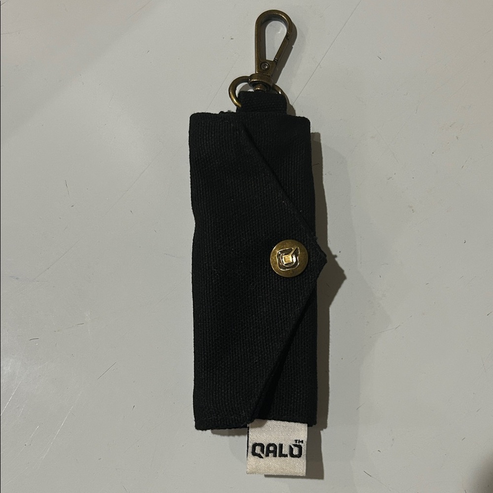 QALO Blue Line Ring Holder